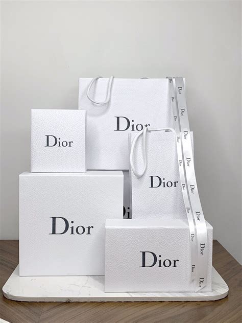 dior online order packaging